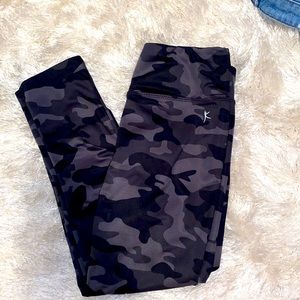 Camo workout Capri leggings